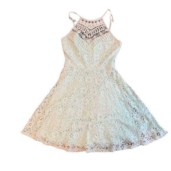 B. Darlin Dress Size 1/2 Sleeveless Halter Neck Fit-And-Flare Lace Teal​​ - Picture 1 of 9